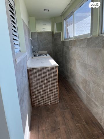 גג/ פנטהאוז, משעול השוהם 14, בן גוריון, חולון