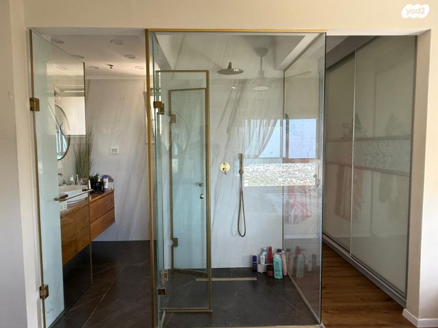 דירה, התאנה, שאר העיר, נשר