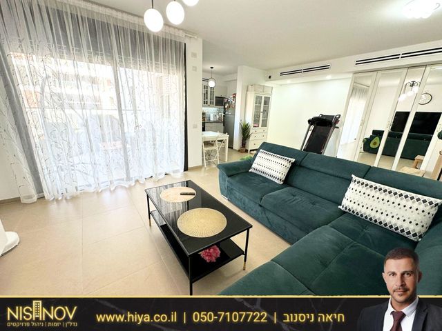 דירה, שדרות מנחם בגין, החותרים, טירת כרמל