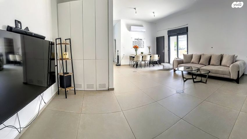 בית פרטי/ קוטג', רוויה