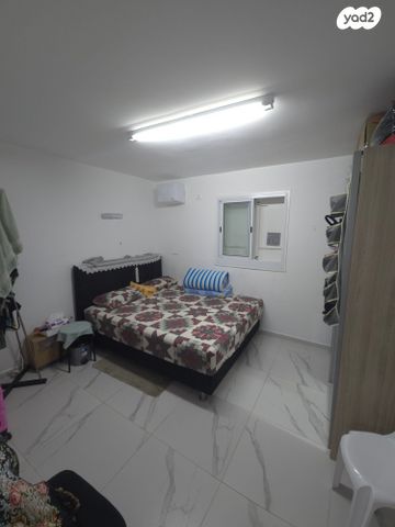 דירה, הנרייטה סולד, עפולה