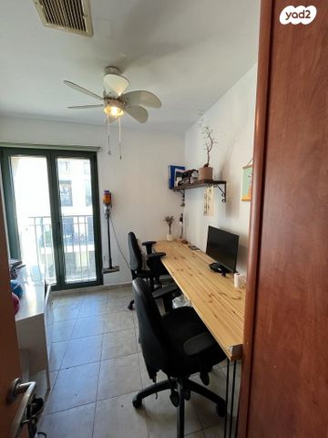 דירה, התקומה, תל אביב יפו