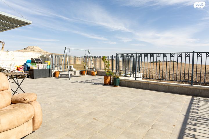 דו משפחתי, תכלת מרדכי, תקוע