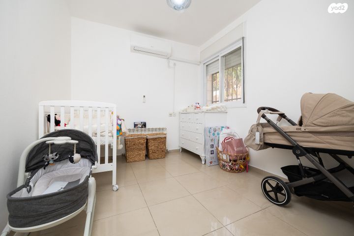 דירת גן, אלעזר מנחם גלרנטר, חומת שמואל, הר חומה, ירושלים