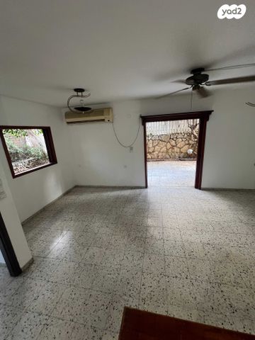 בית פרטי/ קוטג', טרומפלדור, בית וקאנטרי, גיורא יוספטל, גבעת שמואל