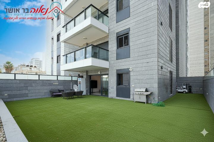 גג/ פנטהאוז, סוקולוב 12, רוטשילד עצמאות, בת ים