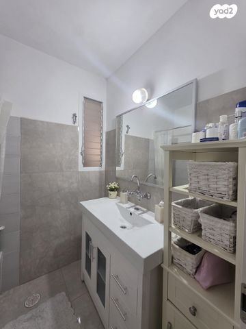 דירה, גמלא, החורש, חריש