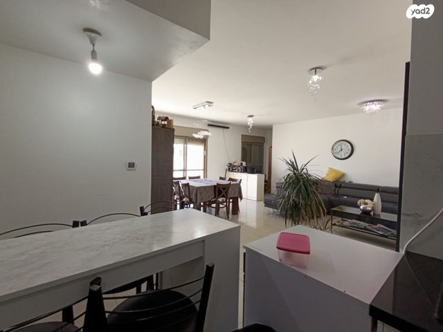 דירה, אבא אבן, קרית הלאום, ירושלים