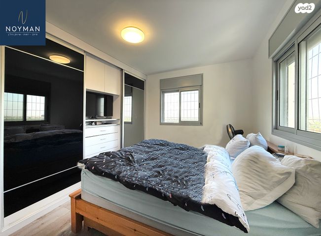 דירה, אלונים 22, קרית השרון, נתניה