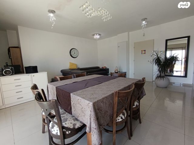 דירה, אבא אבן, קרית הלאום, ירושלים