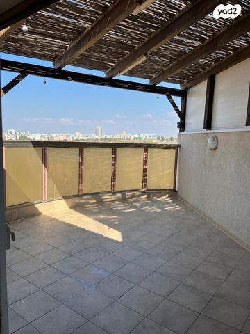 גג/ פנטהאוז, משעול השוהם 14, בן גוריון, חולון