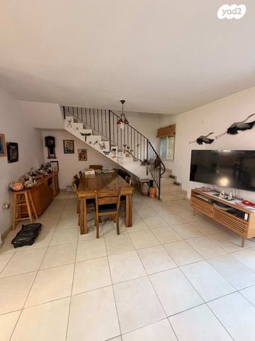 בית פרטי/ קוטג', גן יבנה מערב, גן יבנה