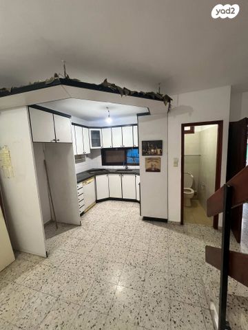 בית פרטי/ קוטג', טרומפלדור, בית וקאנטרי, גיורא יוספטל, גבעת שמואל