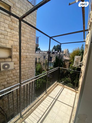 דירה, הרב חיים ברלין, קרית שמואל, ירושלים