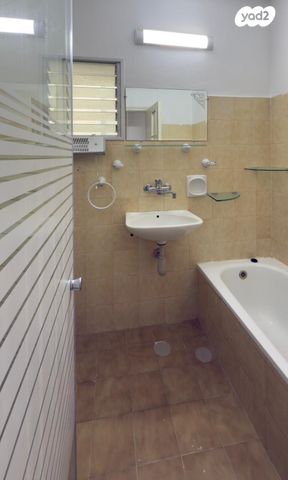 דירה, אברבנאל 12, רמב"ם, ראשון לציון