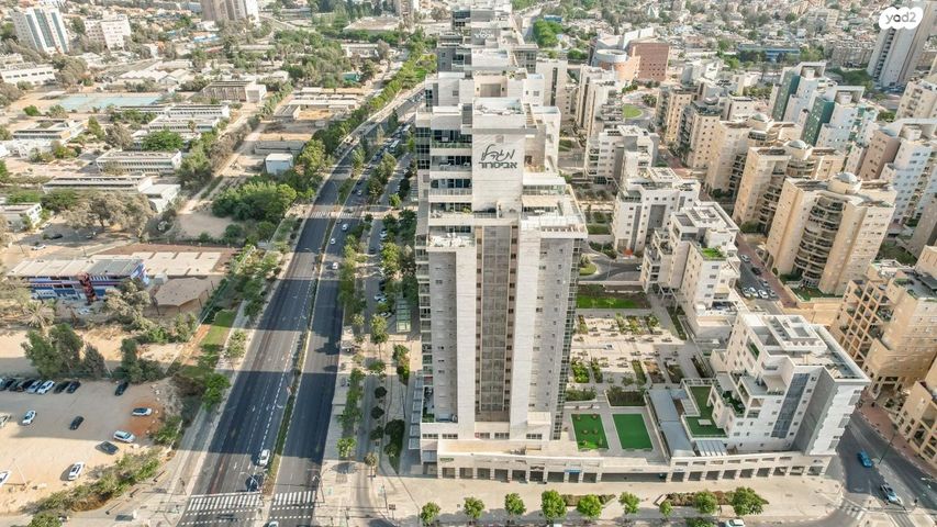 גג/ פנטהאוז, יצחק רגר 53, שכונה ב', באר שבע