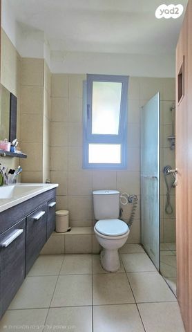 דירה, עמק עירון, הדרים, הדרים החדשה, כפר סבא