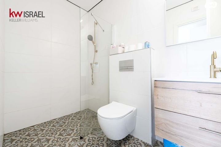 דירה, ישראל בן ציון, דרום מערב ותיק, בת ים