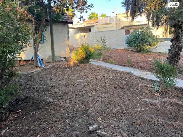 בית פרטי/ קוטג', שלמה בן יוסף, קרית עקרון