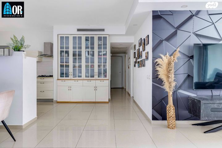 דירה, הרב יצחק שלינקה, נחלת יהודה, ראשון לציון