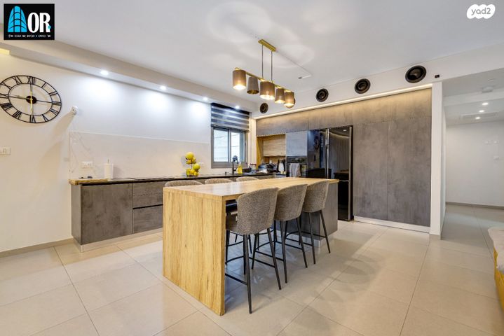 דירה, הרקפות, ראשון לציון