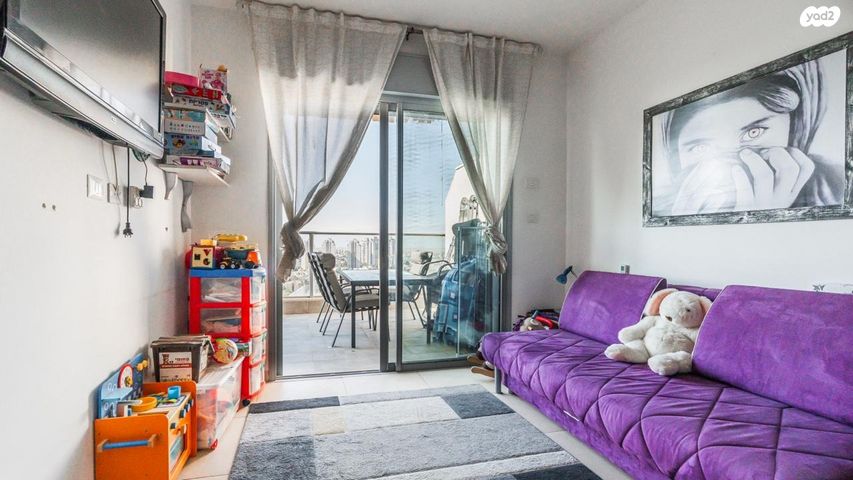 גג/ פנטהאוז, יצחק רגר 53, שכונה ב', באר שבע