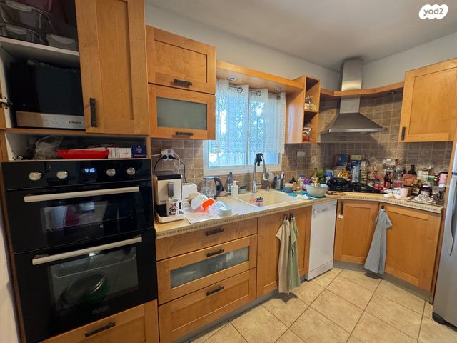 בית פרטי/ קוטג', אפק, גבעת יערה, יקנעם עילית