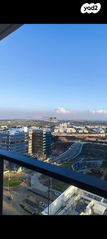 דירה, קרל פופר, נתניה