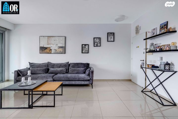 דירה, הרב יצחק שלינקה, נחלת יהודה, ראשון לציון