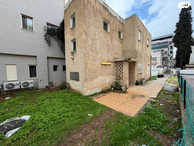 דו משפחתי, משה בילינסון 22, קרית חיים מזרחית, חיפה