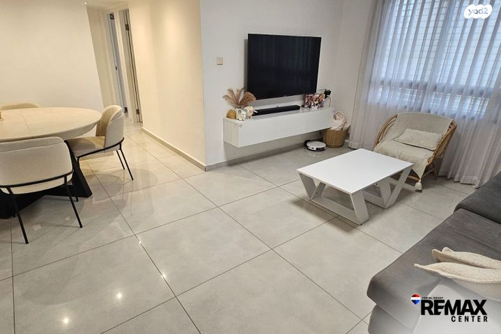 דירה, דוד צדוק, בן גוריון, חולון