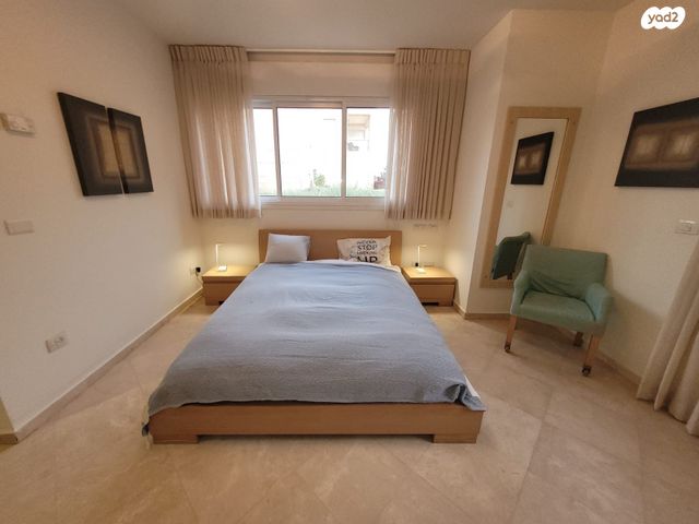 דירת גן, הרצליה