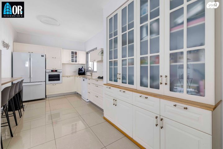 דירה, הרב יצחק שלינקה, נחלת יהודה, ראשון לציון