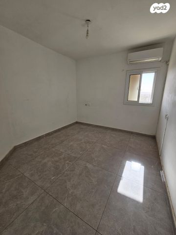 דירה, סרן דב, נווה זאב, נאות אילן, באר שבע