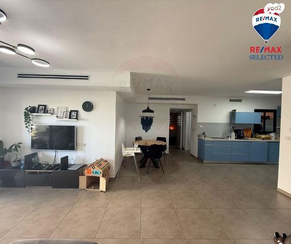 דירה, שדרות מייק ברנט, קרית אליעזר, חיפה