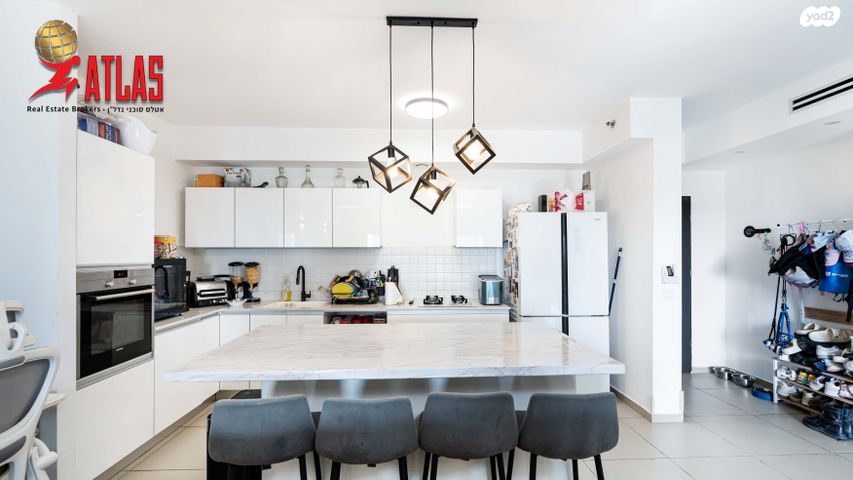 דירה, נופרים, ראש העין