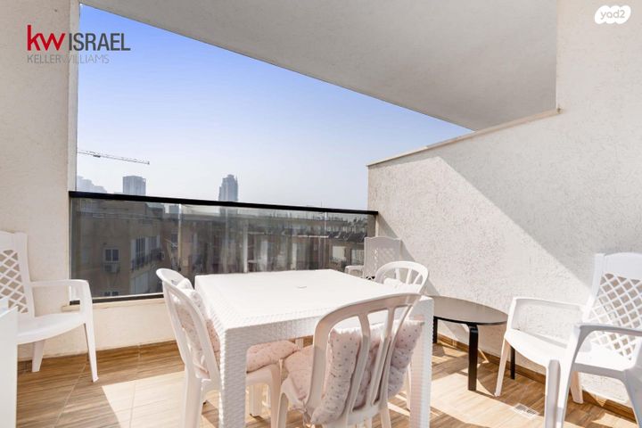 דירה, ישראל בן ציון, דרום מערב ותיק, בת ים