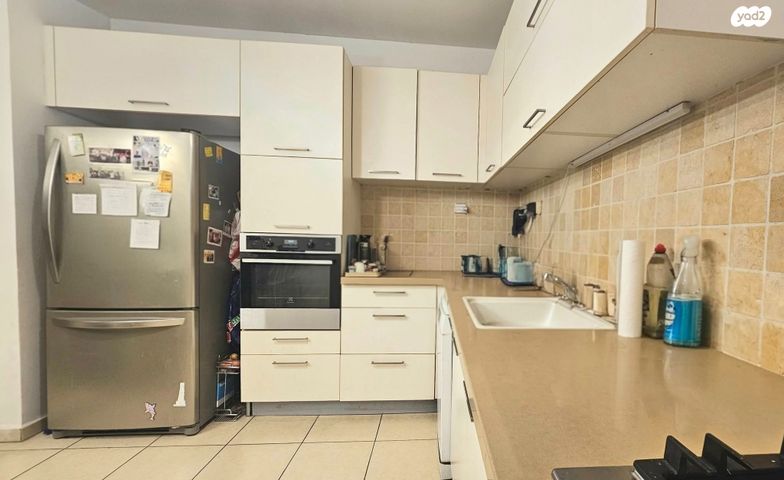 דירה, עמק עירון, הדרים, הדרים החדשה, כפר סבא