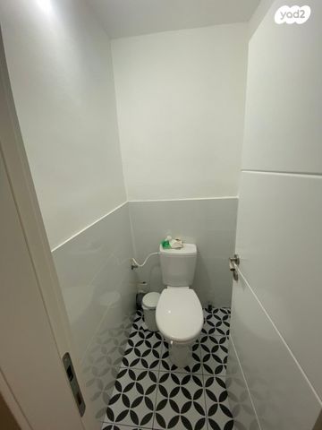 דופלקס, המצביאים 11, נאות יצחק, לוד