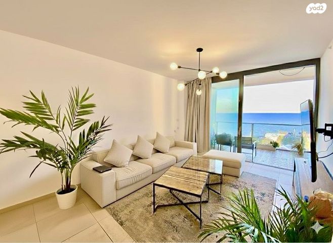 דירה, שדרות רחבעם זאבי 13, גבעת אולגה, חדרה