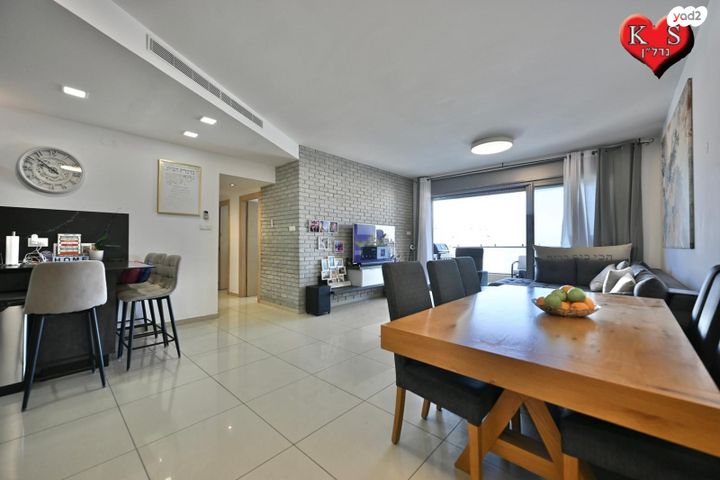 דירה, חתני פרס ישראל, באר יעקב