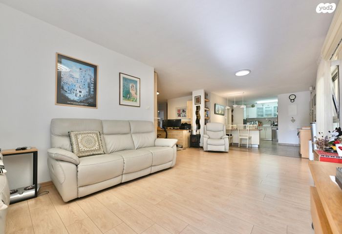 דירה, התבור, גבעת סביון, גני תקווה