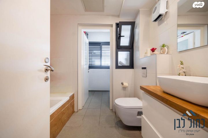 דירה, פנחס מאירי, נווה גן, פתח תקווה