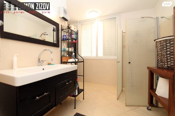 דירה, שדרות בן אב"י 54, נתניה