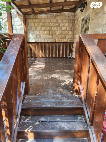 דירת גן, דב גרונר, ירושלים