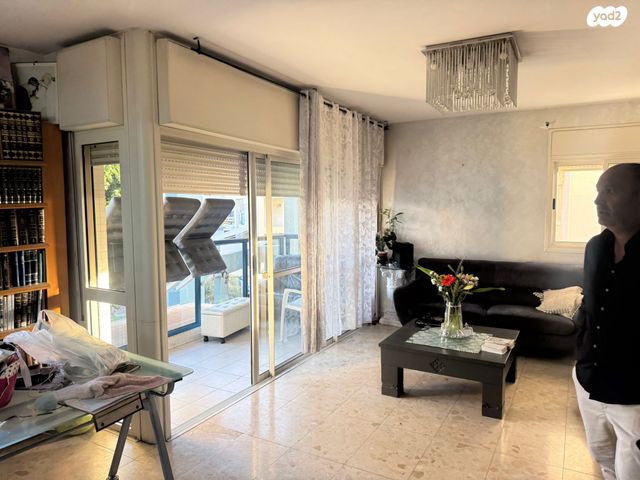 דירה, הפסנתר, נאות אשלים, ראשון לציון