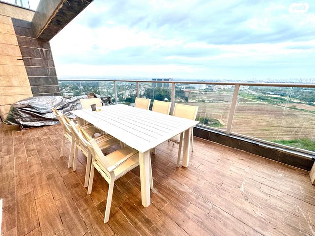 דירה, רמות מנחם, הוד השרון