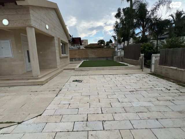 בית פרטי/ קוטג', נאות המייסדים, שדרות