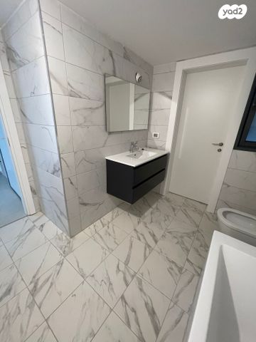 דירה, פארק העסקים האלף, ראשון לציון