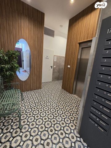 מרתף/ פרטר, כפר גלעדי 17, פלורנטין, תל אביב יפו